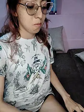 AnnieSparkle online show from October 2025 03:41:02 AM