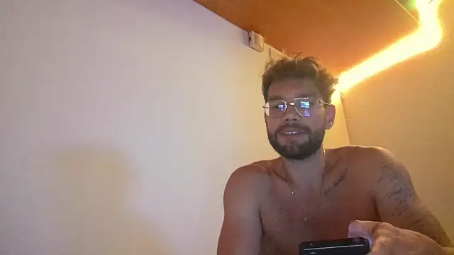 SweetBoyToy online show from September 2025 12:40:02 AM