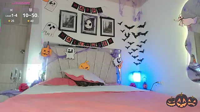 FuckingYoungs online show from October 2025 02:01:01 AM