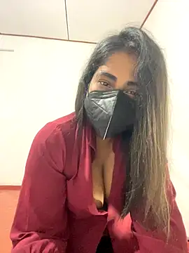 Choco Chuby online show from November 2025 05:13:02 PM