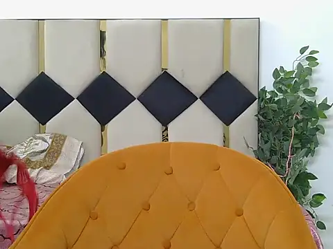 Its-ishikaa online show from November 2025 03:32:02 AM