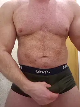 AlphaGymMale online show from February 2026 01:00:01 PM