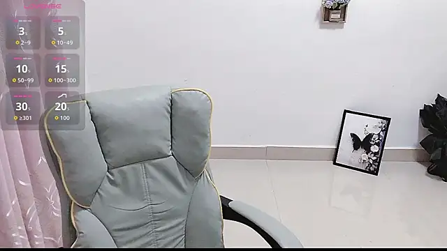 Abb-qiaoyi online show from September 2025 09:21:02 PM