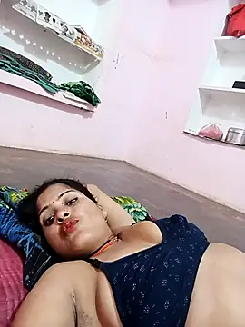 Snapshot of Sexi_savitri chatting on September 2025 04:25:01 PM Sexi savitri online show from September 2025 04:25:01 PM