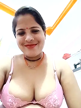 Snapshot of Sexi_savitri chatting on September 2025 04:28:02 AM Sexi savitri online show from September 2025 04:28:02 AM