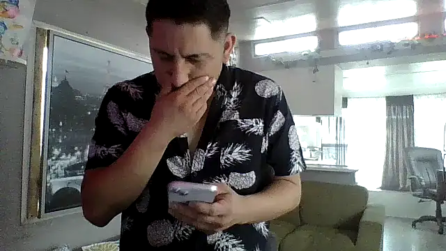 B3toBaby online show from November 2025 09:08:02 PM