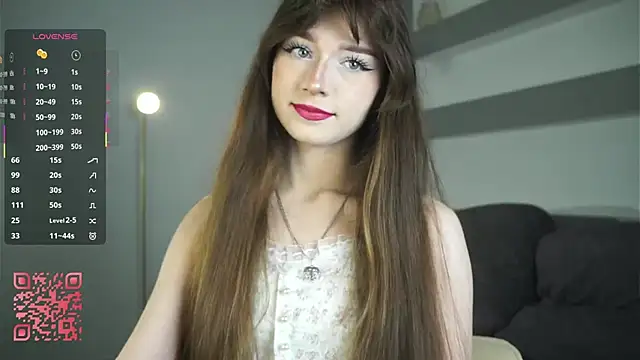Snapshot of DreamyDaisy chatting on September 2025 07:47:01 PM DreamyDaisy online show from September 2025 07:47:01 PM