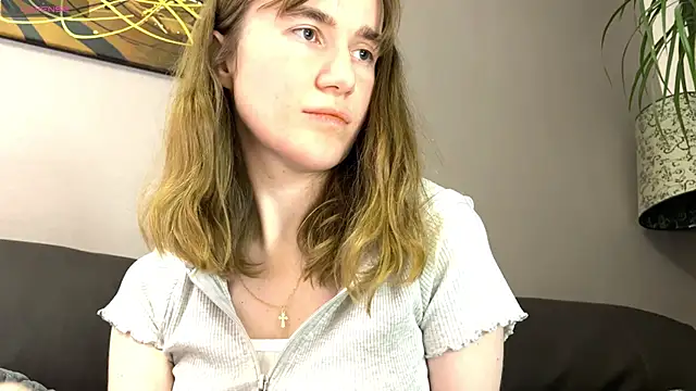 velina   online show from October 2025 08:32:02 PM