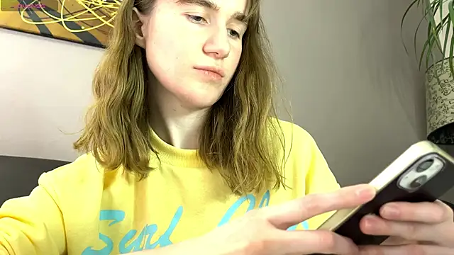 velina   online show from September 2025 08:48:01 PM