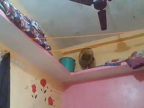 Nihaal17 online show from December 2025 05:28:01 AM