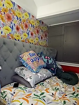 Filthymaddymilfy25 online show from February 2026 05:47:01 AM