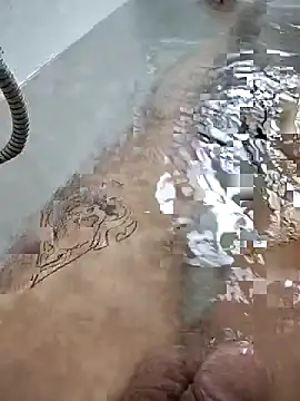 Ericketaurore online show from September 2025 02:17:01 PM