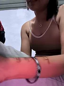 Snapshot of Angel_queen12 chatting on October 2025 06:42:02 PM Angel queen12 online show from October 2025 06:42:02 PM