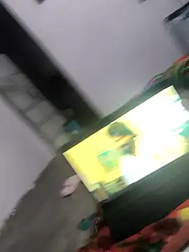 Snapshot of Angel_queen12 chatting on November 2025 06:45:02 PM Angel queen12 online show from November 2025 06:45:02 PM