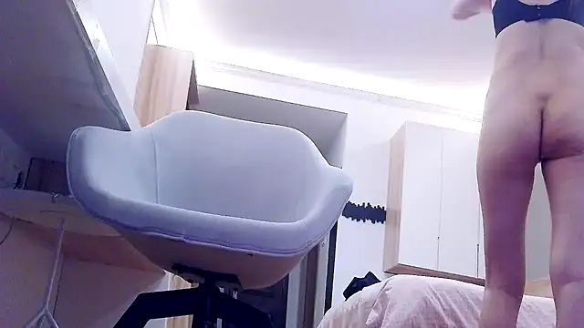 Snapshot of Tianxin6 chatting on October 2025 11:27:01 PM Tianxin6 online show from October 2025 11:27:01 PM