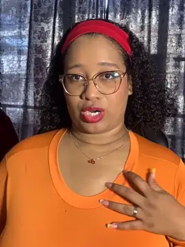 Snapshot of Yera_brown69 chatting on October 2025 08:31:02 PM Yera brown69 online show from October 2025 08:31:02 PM