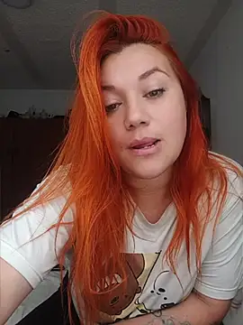 Snapshot of Bathory_Mia666 chatting on June 2026 02:07:02 PM Bathory Mia666 online show from June 2026 02:07:02 PM