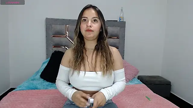 Snapshot of 20_Scarlett_Rose_ chatting on September 2025 09:32:02 PM 20 Scarlett Rose online show from September 2025 09:32:02 PM