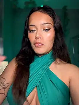 Snapshot of Risky_Workouts chatting on February 2026 10:32:01 PM Risky Workouts online show from February 2026 10:32:01 PM