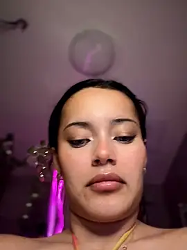 Snapshot of Risky_Workouts chatting on February 2026 10:27:02 PM Risky Workouts online show from February 2026 10:27:02 PM