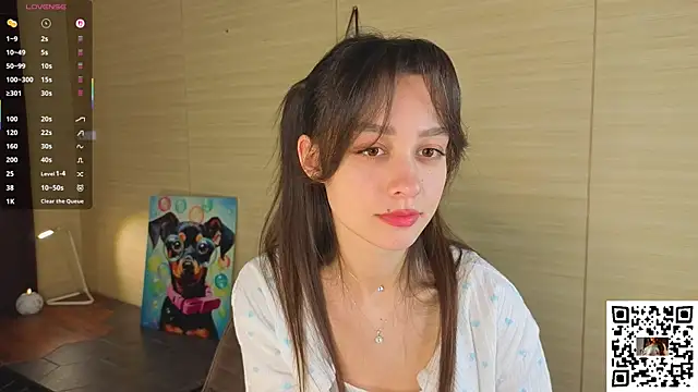 VineciaDestors online show from October 2025 01:57:02 PM