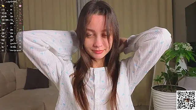 VineciaDestors online show from September 2025 04:13:02 PM