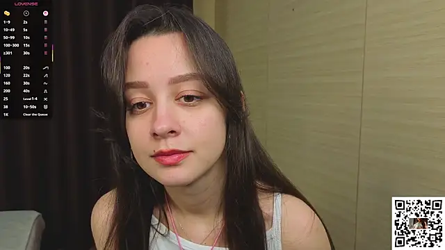 VineciaDestors online show from October 2025 05:58:01 PM