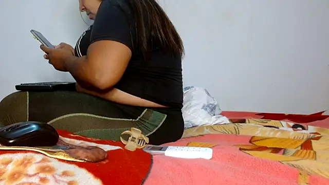 69smallstar online show from November 2025 06:01:01 PM