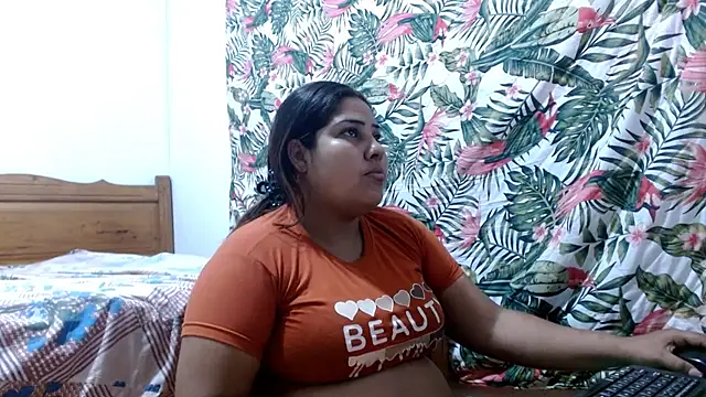 69smallstar online show from May 2026 12:01:01 PM