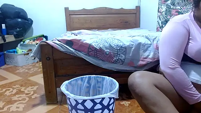 69smallstar online show from July 2026 11:49:02 AM