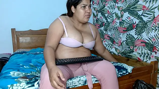 69smallstar online show from February 2026 12:29:01 PM