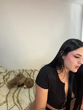 Scarlett Luxe online show from July 2026 03:45:01 PM