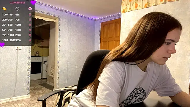 Snapshot of Lia_rise chatting on November 2025 01:03:02 PM Lia rise online show from November 2025 01:03:02 PM