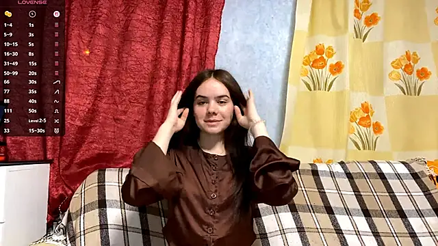 Snapshot of Lia_rise chatting on October 2025 04:08:01 PM Lia rise online show from October 2025 04:08:01 PM