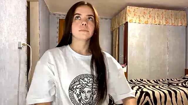 Snapshot of Lia_rise chatting on September 2025 03:56:01 PM Lia rise online show from September 2025 03:56:01 PM
