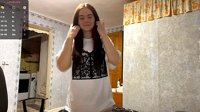 Snapshot of Lia_rise chatting on October 2025 03:26:02 PM Lia rise online show from October 2025 03:26:02 PM