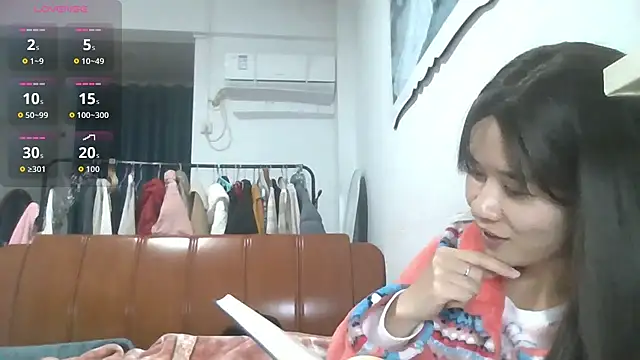 Monice1314 online show from December 2025 01:17:02 PM