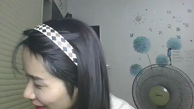 Monice1314 online show from September 2025 12:22:02 PM
