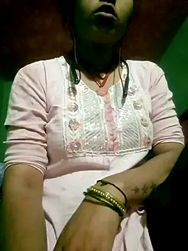 Snapshot of Hot_tin74 chatting on October 2025 04:40:02 PM Hot tin74 online show from October 2025 04:40:02 PM