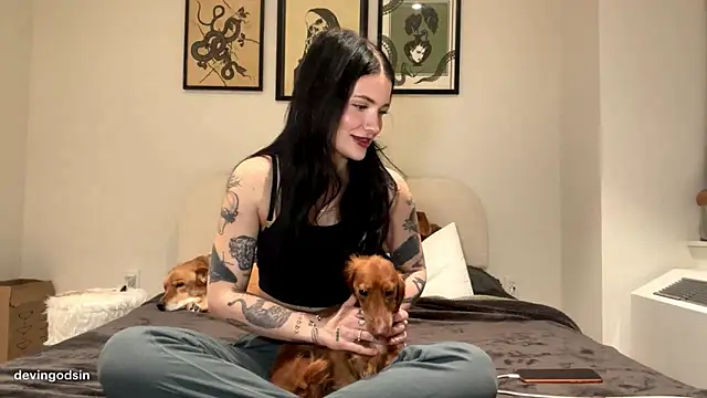 Snapshot of devingodsin chatting on February 2026 01:35:02 AM devingodsin online show from February 2026 01:35:02 AM