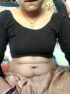 CUTE-003 online show from October 2025 08:55:01 AM