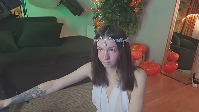 Loona Eclipse online show from October 2025 08:38:01 PM