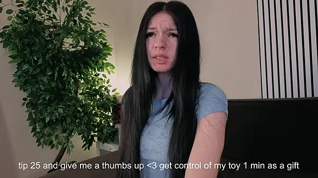 Loona Eclipse online show from February 2026 08:27:02 PM