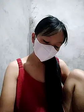 Lilyy-y online show from October 2025 09:05:01 PM