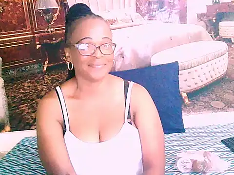 EbonyBloom69 online show from December 2025 05:01:01 PM