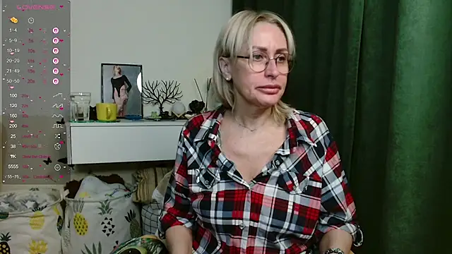 PamellaMurphy online show from May 2026 10:52:01 PM