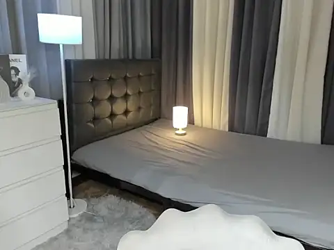 Snapshot of Blaire_Samantha chatting on October 2025 08:46:02 AM Blaire Samantha online show from October 2025 08:46:02 AM