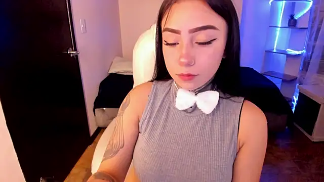 Dullcemariia 1s online show from October 2025 10:00:02 PM