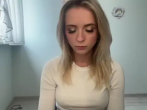 Snapshot of ClaudiaAmore chatting on September 2025 02:12:01 PM ClaudiaAmore online show from September 2025 02:12:01 PM