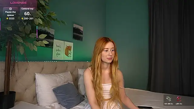 Lisafoxy  online show from March 2026 12:45:02 AM